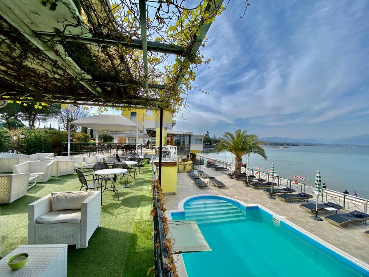 Hotel Estée Desenzano del Garda Exterior foto